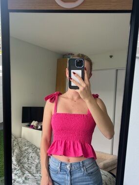 Women’s Hot Pink Tie-Shoulder Smocked Peplum Camisole